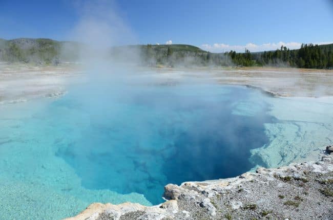 sapphire-pool-Yellowstone National Park